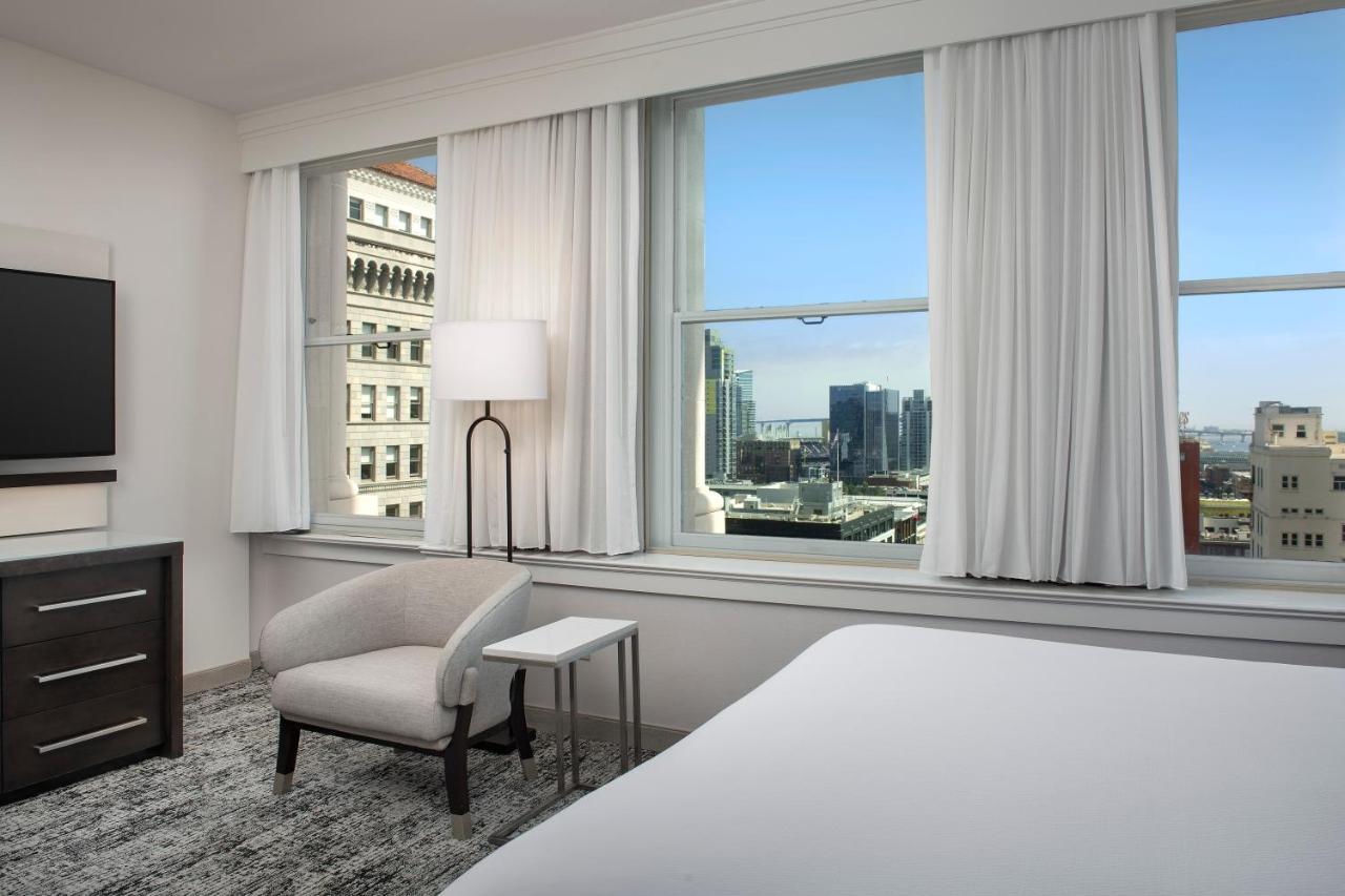 Courtyard By Marriott San Diego Downtown Exterior foto