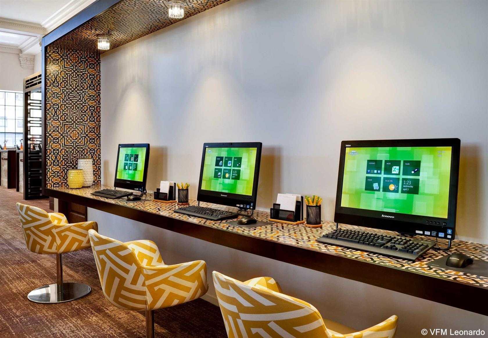 Courtyard By Marriott San Diego Downtown Exterior foto